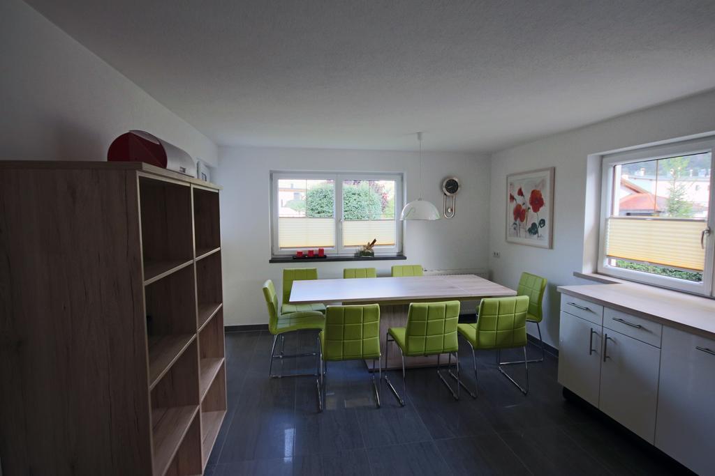 Appartments Haus Hueber Pfunds Szoba fotó