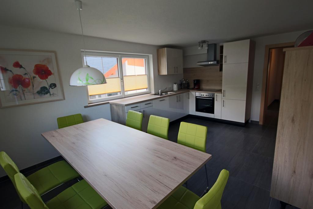 Appartments Haus Hueber Pfunds Szoba fotó
